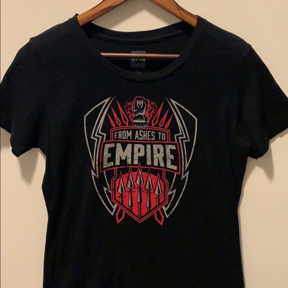 WWE Woman’s ROMAN EMPIRE TEE 🔥